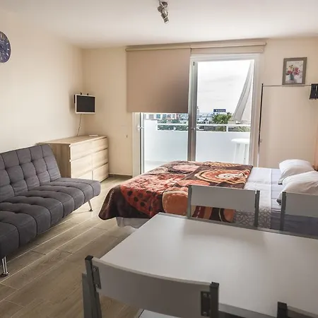 Estudio Malibu Park אדחה